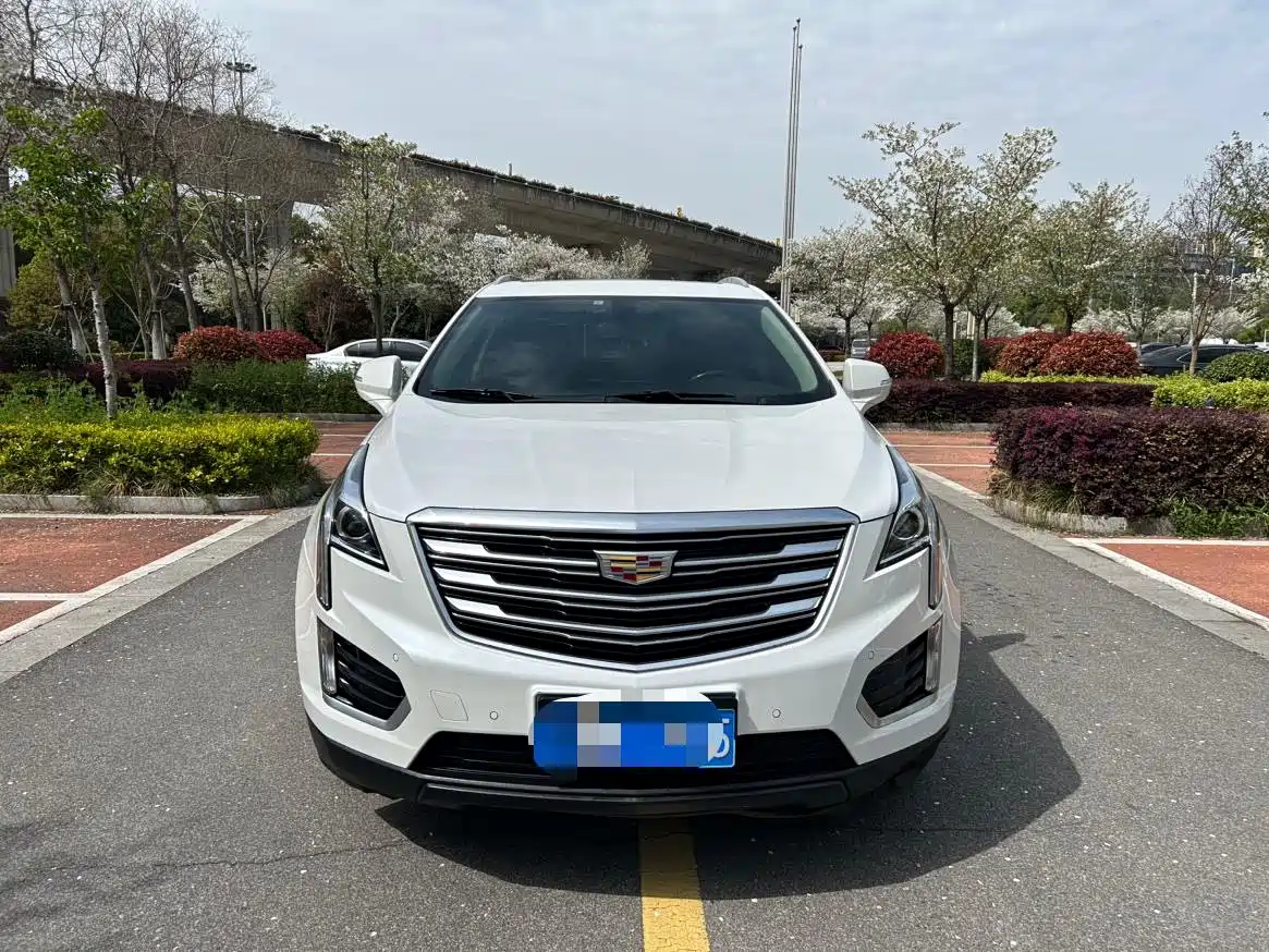 Cadillac XT5 2017 2018 25T Luxury