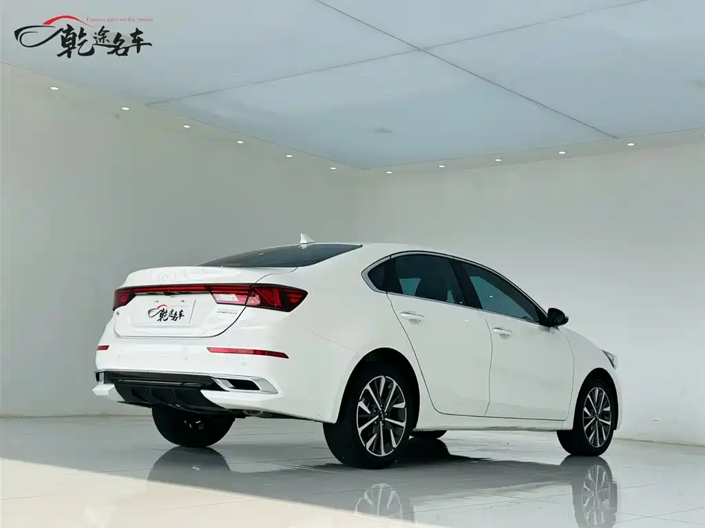 Kia K3 2021 1.5L CVT Refreshed Edition фото 7