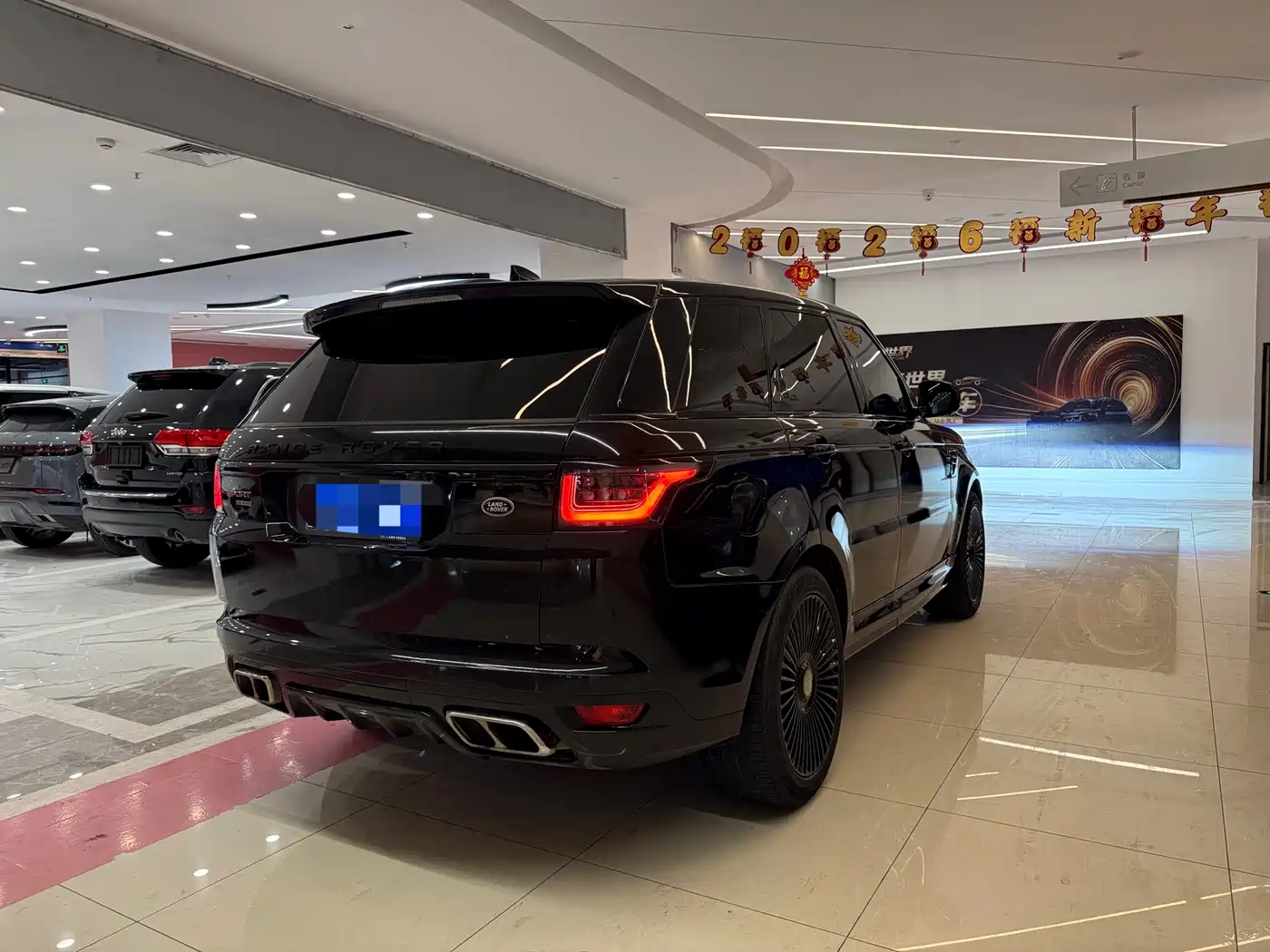 Land Rover Range Rover Sport 2016 Model 3.0 SC V6 HSE DYNAMIC фото 19