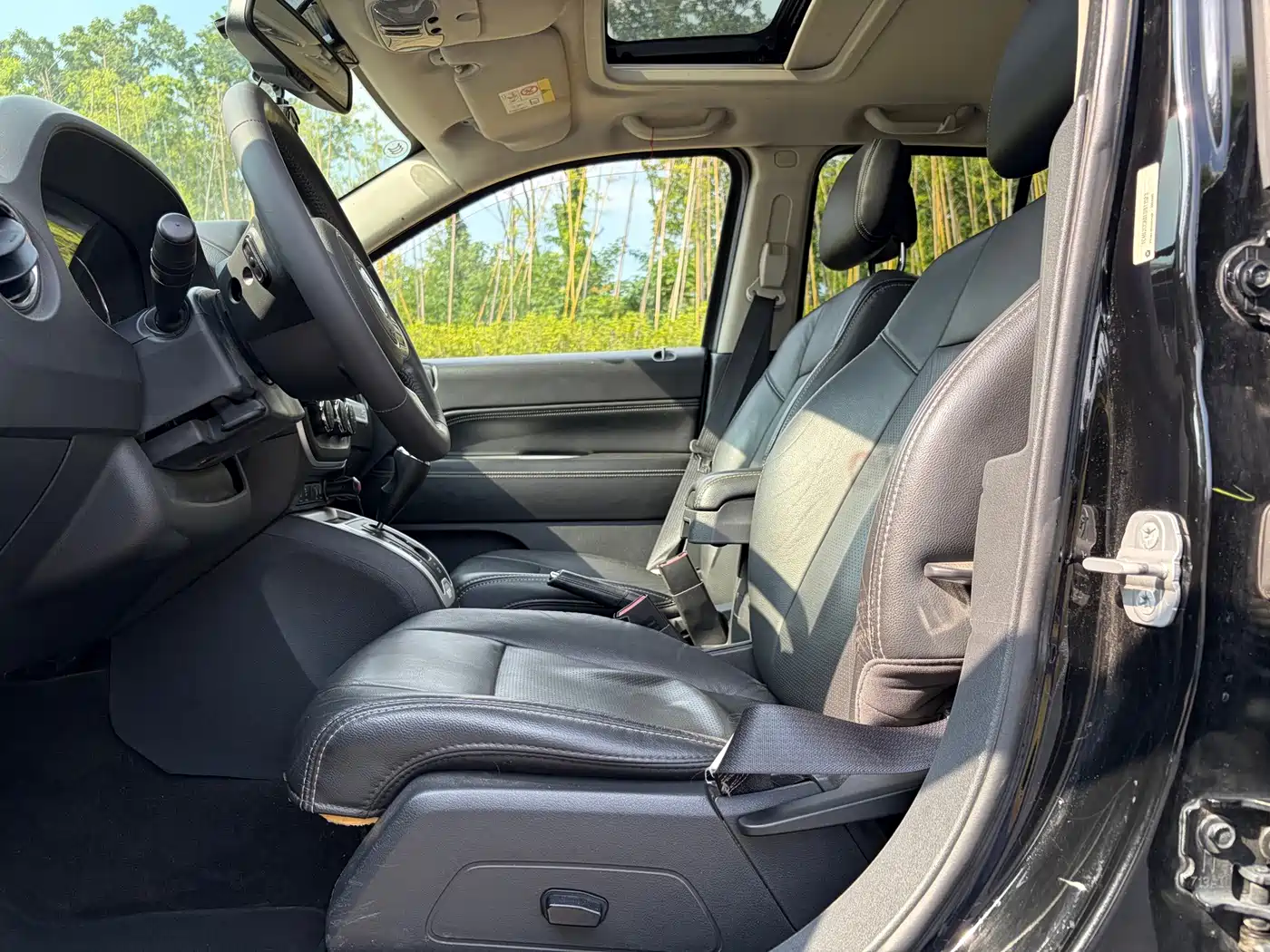 Фото 12 - Jeep Compass (Import)