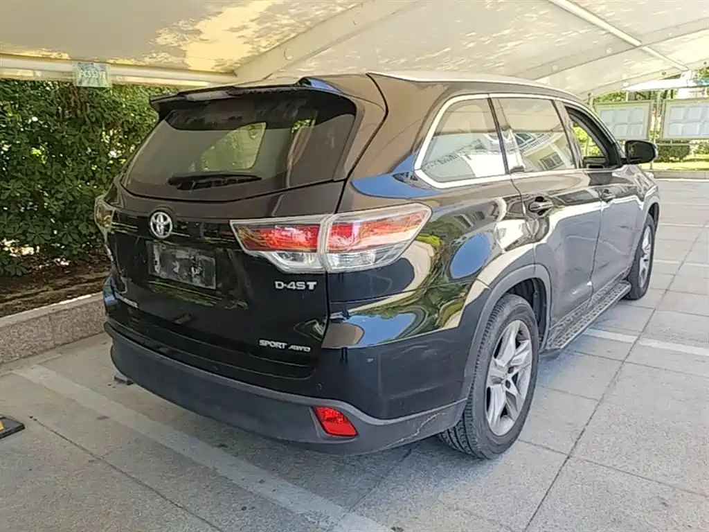 Toyota Highlander 2015 2.0T AWD Luxury Edition 7-seater фото 7