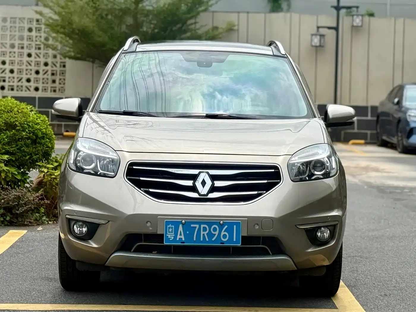 Renault Koleos (Import) 2013 2014 2.5L 4WD Luxury
