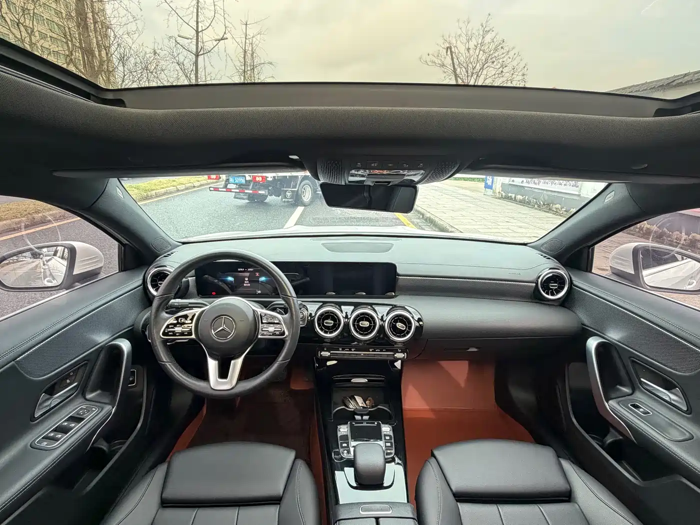 Mercedes-Benz A-Class 2022 A 180 L Sport Sedan фото 13