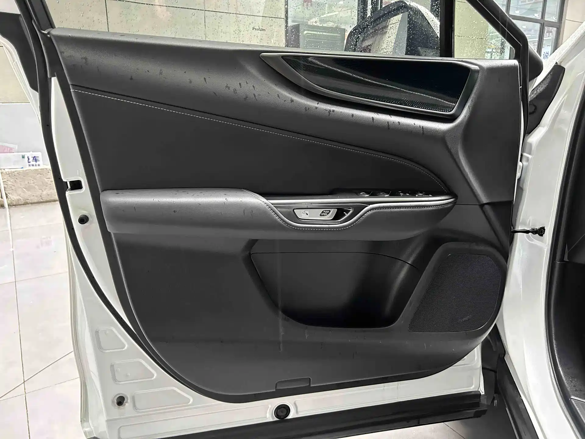 Фото 9 - Lexus NX