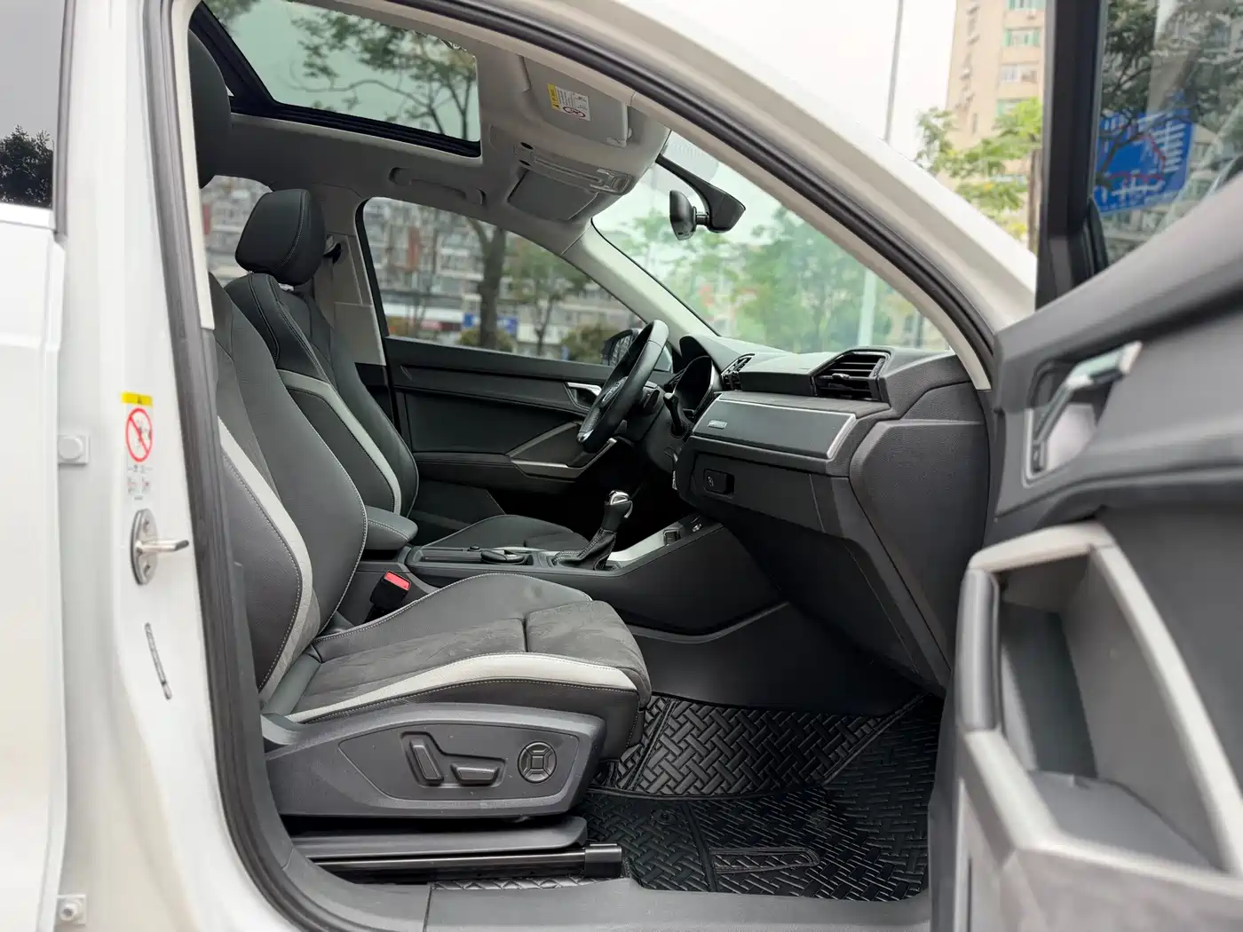 Audi Q3 2023 35 TFSI Fashion Dynamic (1.4T) фото 9