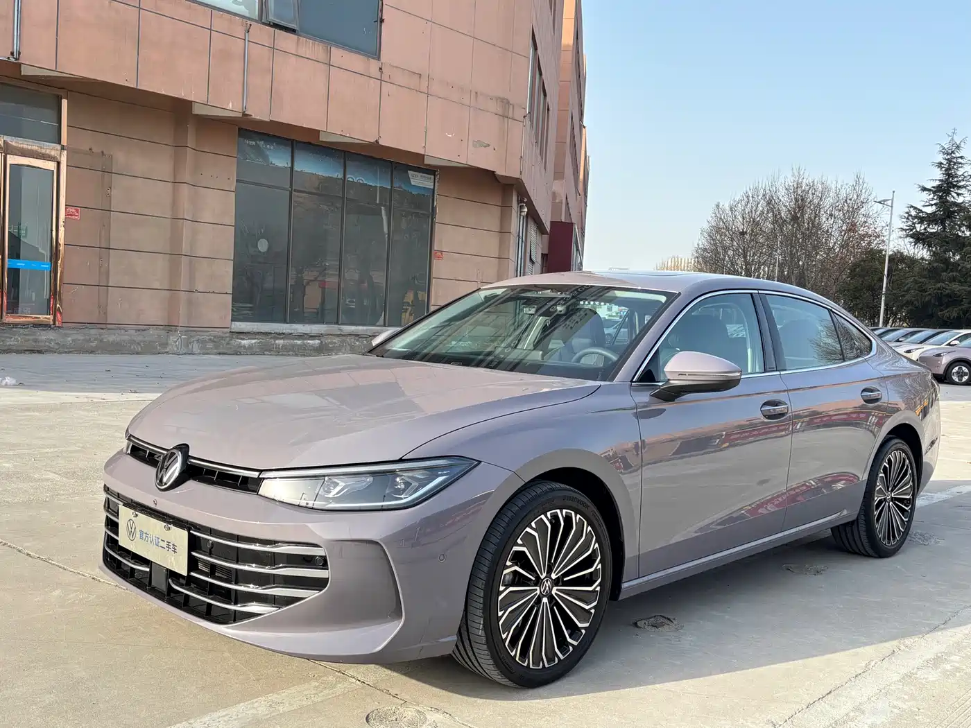 Volkswagen Passat 2025 Pro 380TSI Dragon Prestige Edition