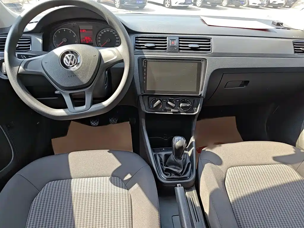 Volkswagen Santana 2021 1.5L Manual Trend Edition фото 12