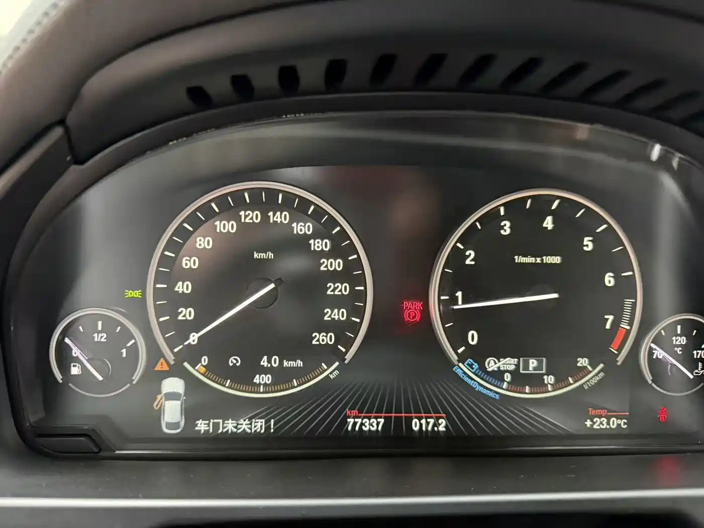 BMW X6 2015 xDrive28i фото 9