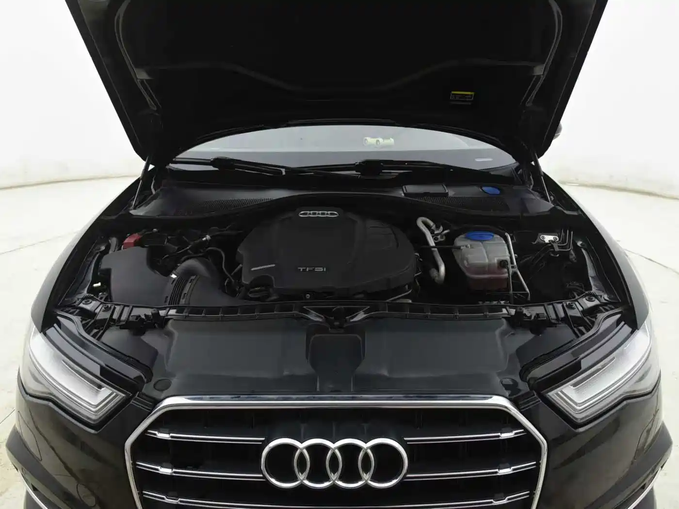 Audi A6L 2018 30th Anniversary 35 TFSI Fashion фото 15