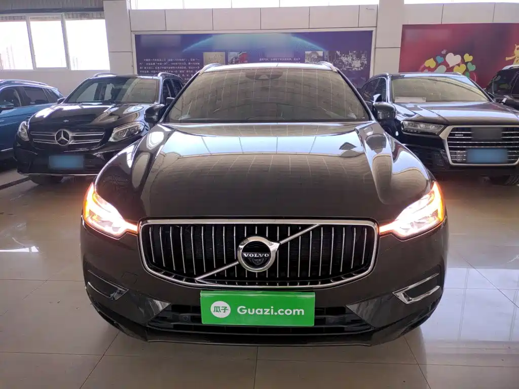 Фото 3 - Volvo XC60
