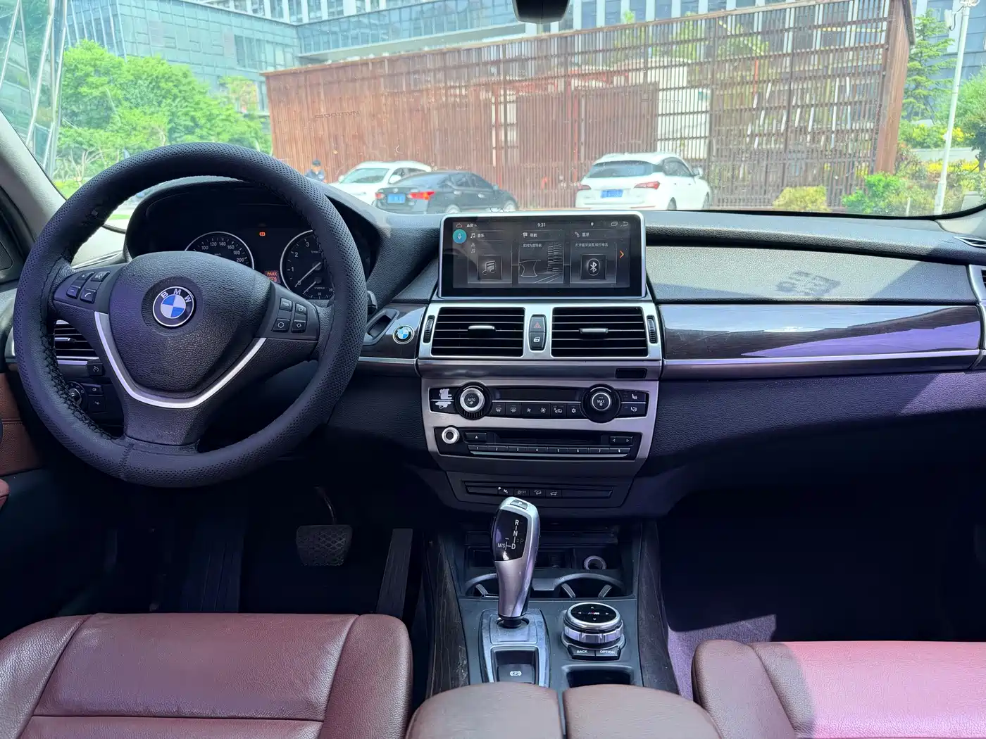 BMW X5 (Import) 2011 xDrive35i Leading Edition фото 11