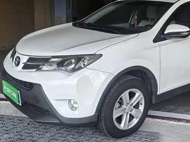Toyota RAV4 Rongfang 2013 2.0L CVT 4WD Pioneer