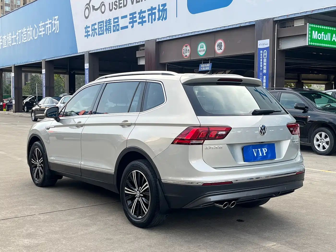 Volkswagen Tiguan L 2019 330TSI Automatic 2WD Panorama Comfort Edition China VI фото 7
