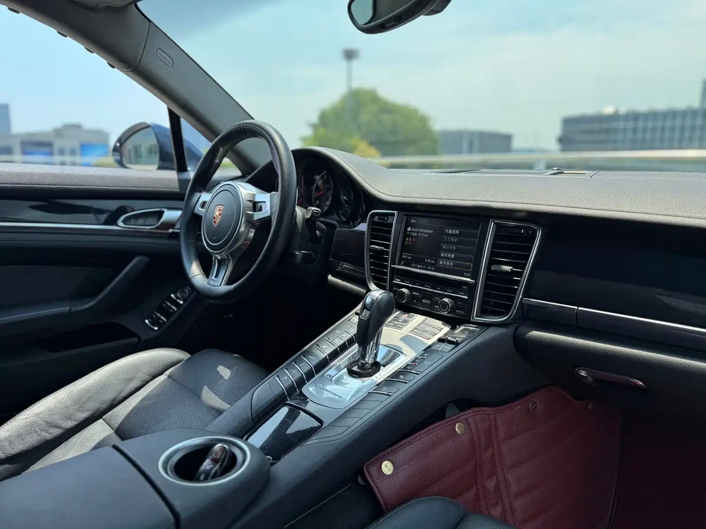 Porsche Panamera 2014 Panamera 4 3.0T фото 9