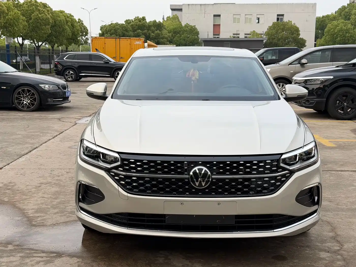 Volkswagen Lavida 2023 280TSI DSG Comfort Edition фото 2