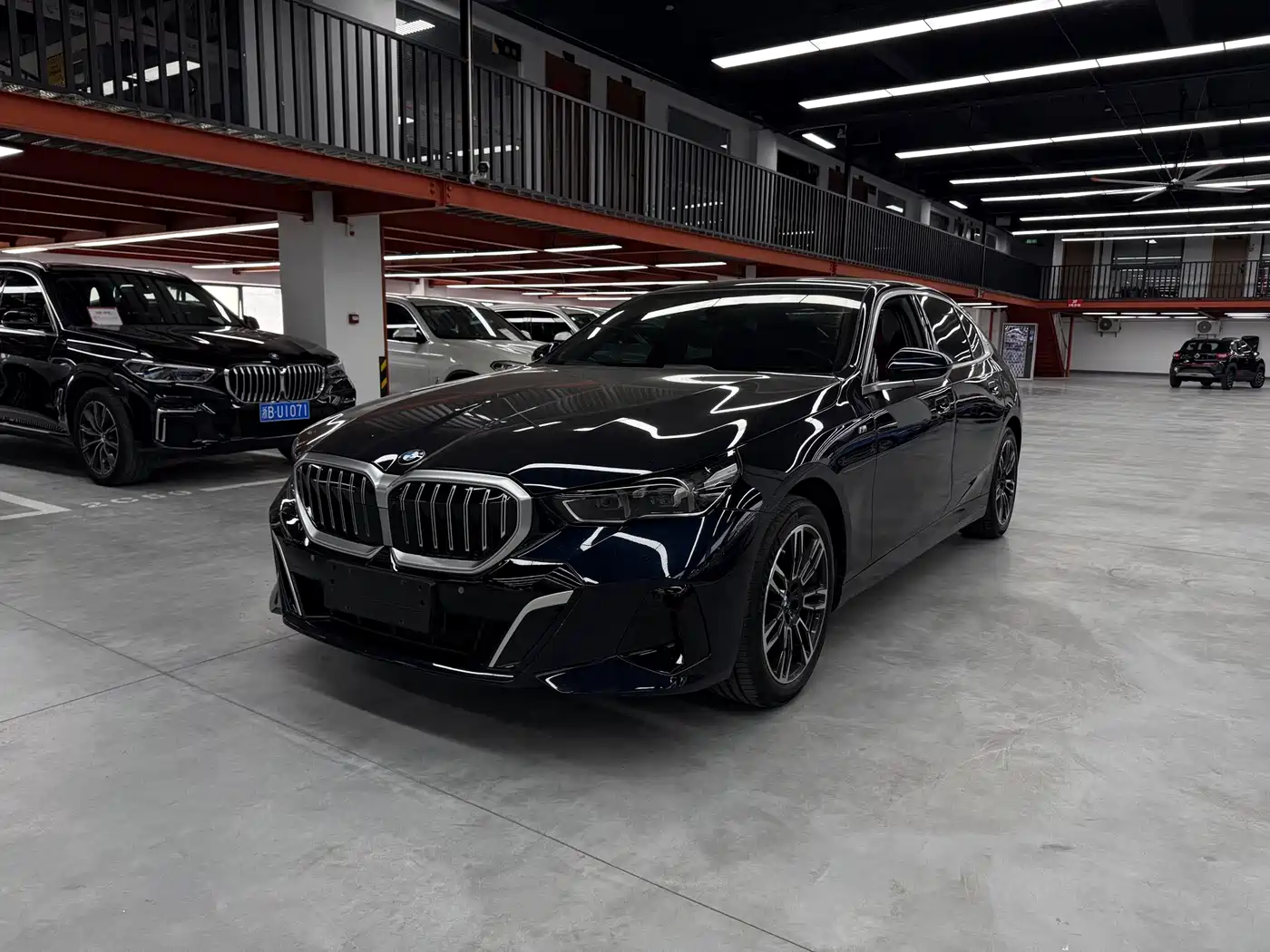 BMW 5 Series 2026 2025 530Li Leading M Sport Package