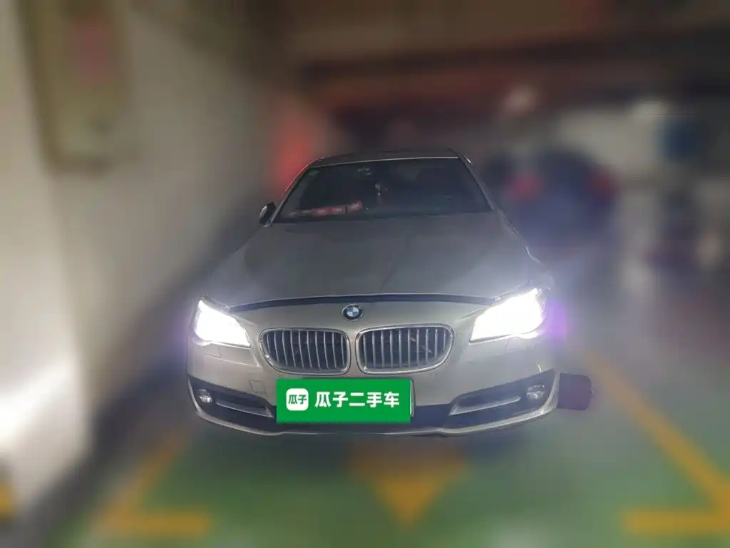 Photo 23 - BMW 5 Series