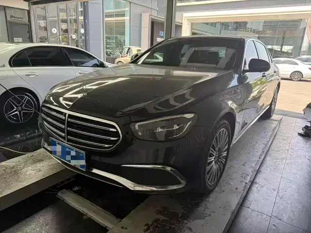 Mercedes-Benz E-Class 2020