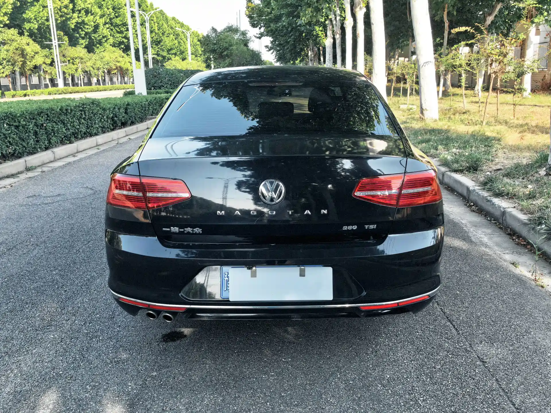 Photo 7 - Volkswagen Magotan