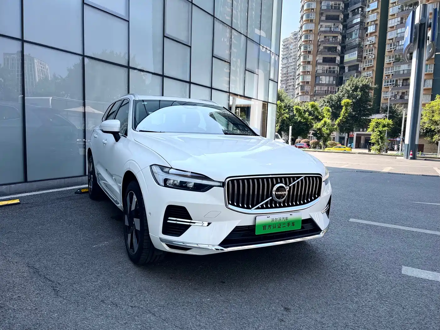 VOLVO XC60 PLUG IN HYBRID