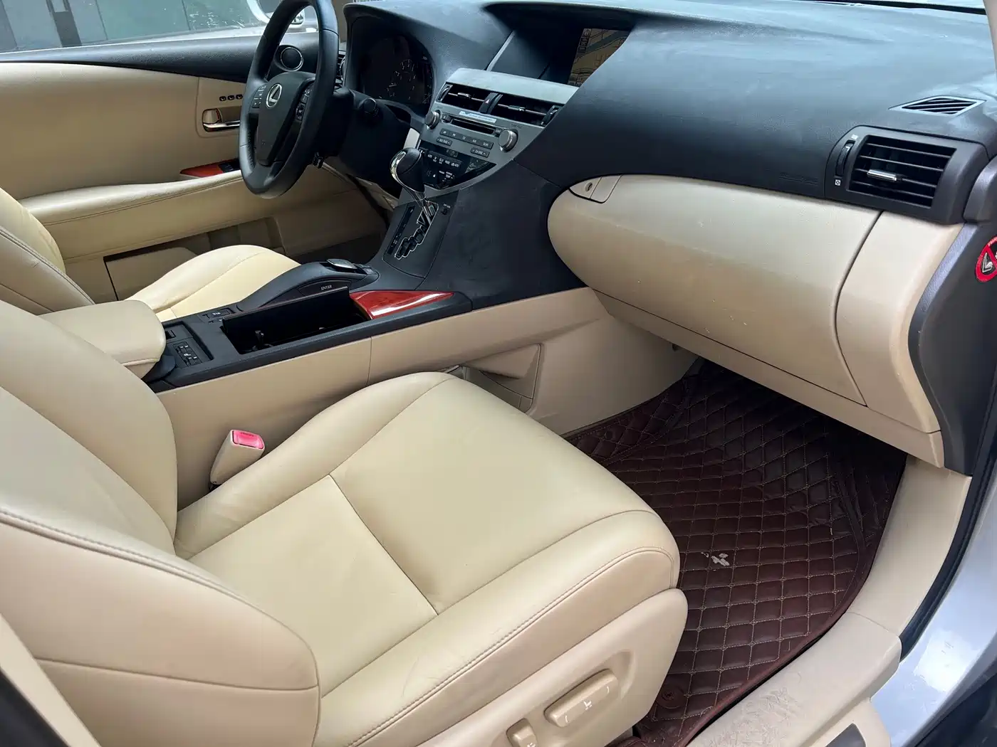 Lexus RX Classic 2009 Model 350 Luxury Edition фото 9