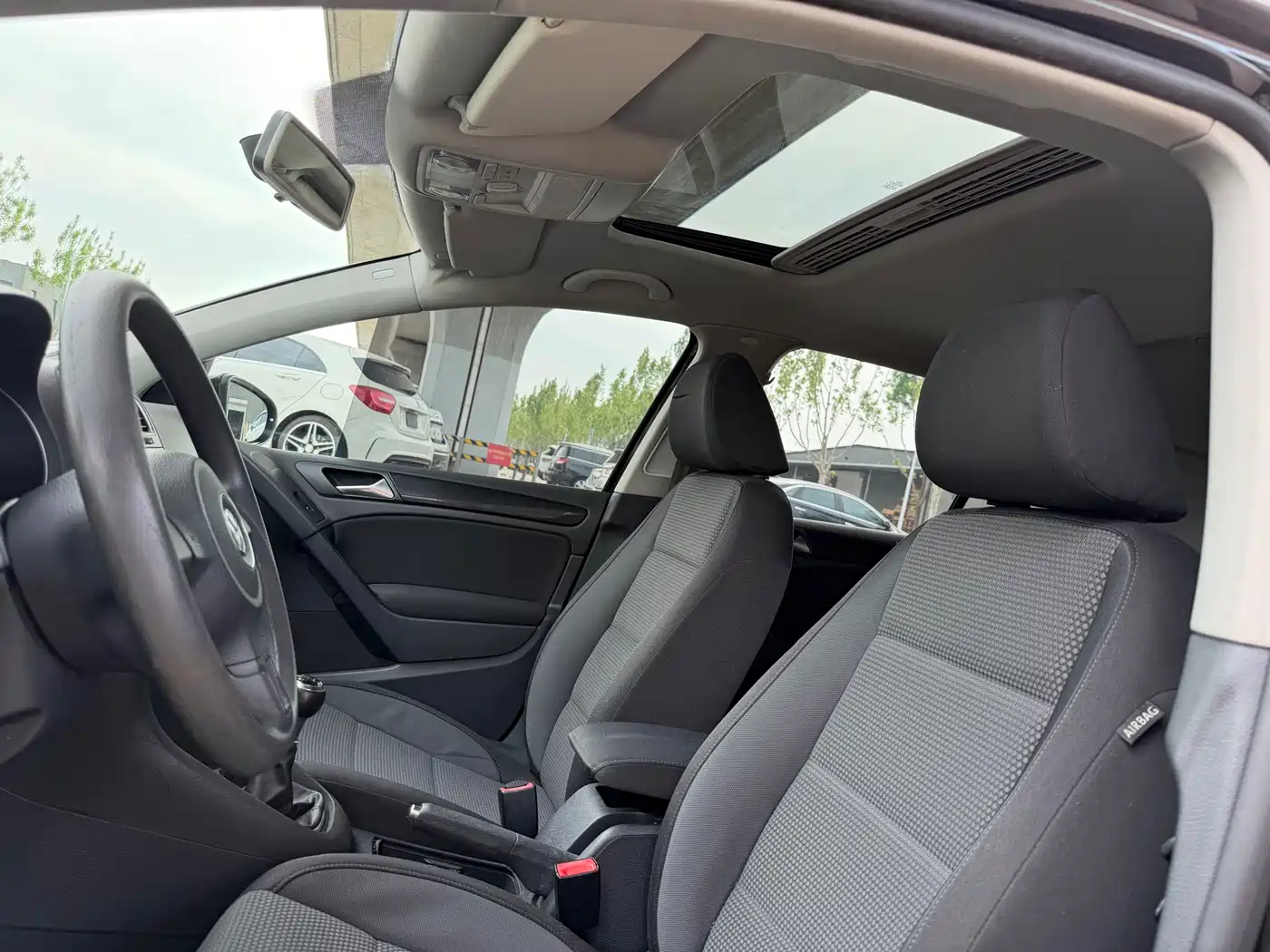Volkswagen Golf 2010 1.4TSI Manual Comfort фото 7