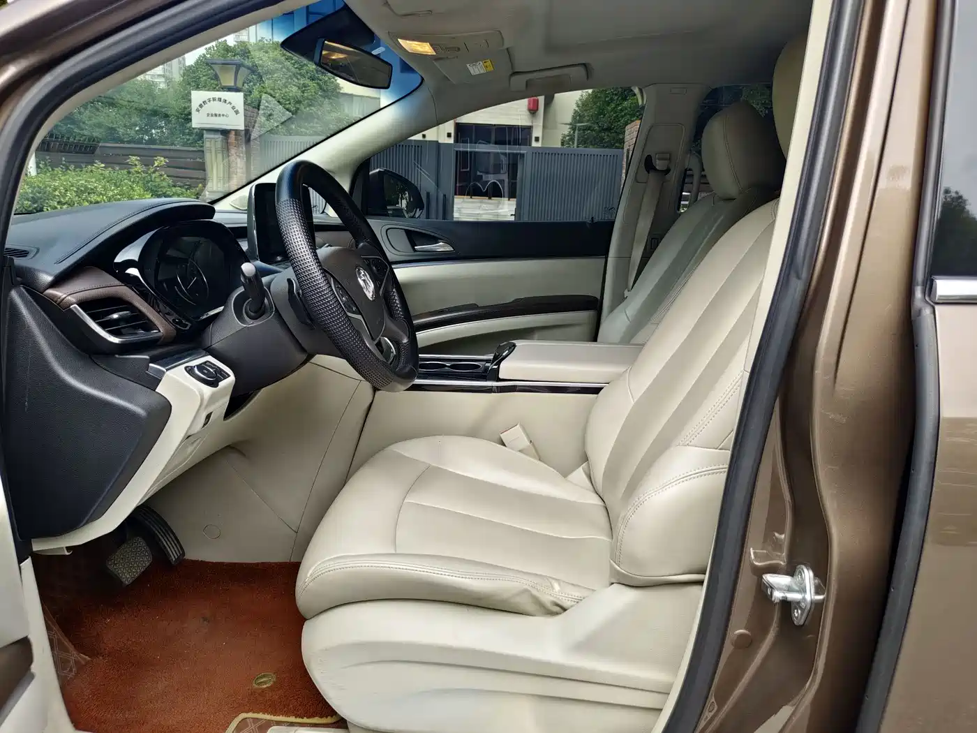 Buick GL8 2021 Land Business Class 652T Comfort фото 9