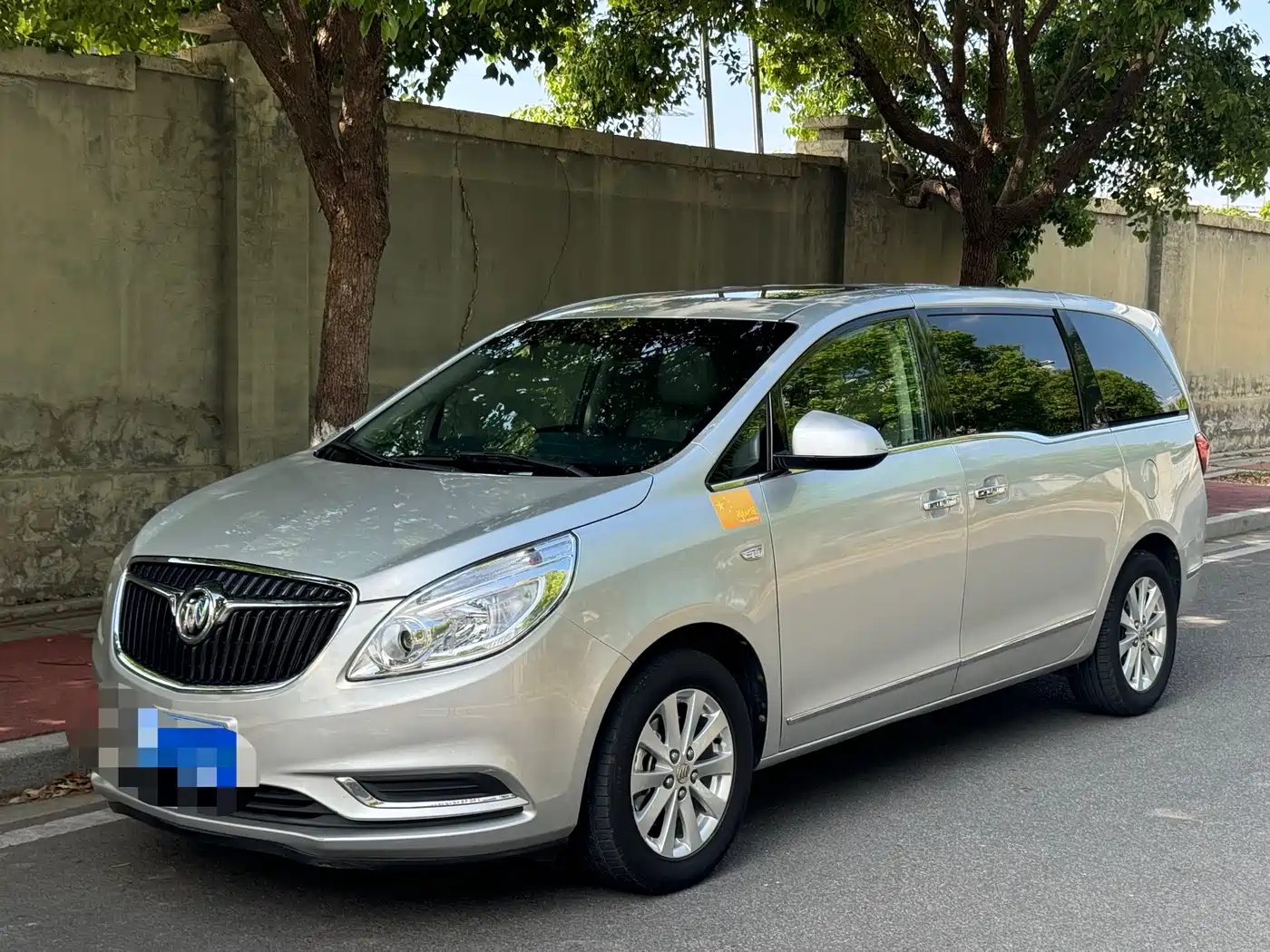 Buick GL8 2017 25S Luxury China V фото 2