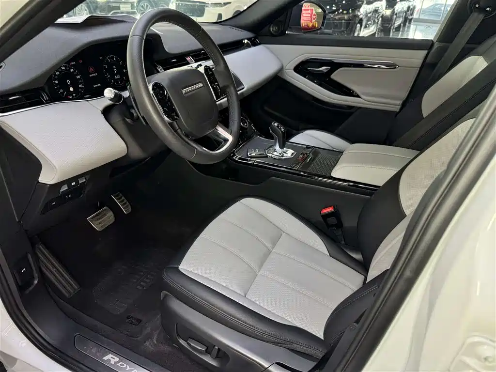 Land Rover Range Rover Evoque 2020 Model 249PS R-DYNAMIC S Gloss Black Sport Edition фото 24