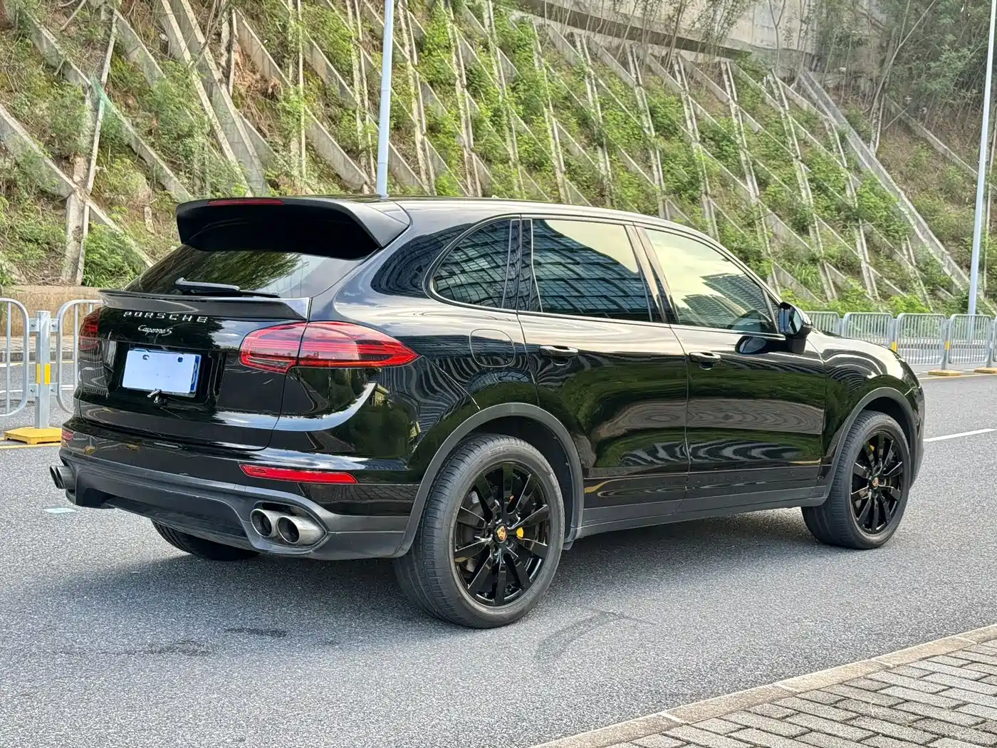 Фото 17 - Porsche Cayenne