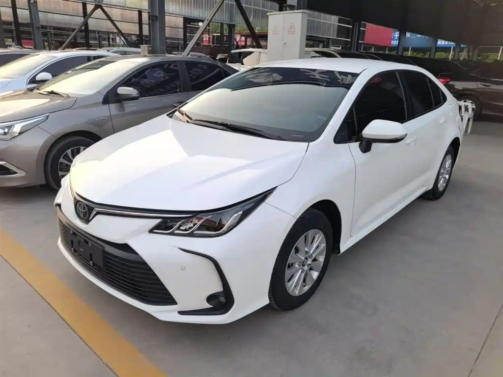 Toyota Corolla 2021 1.2T S-CVT Pioneer PLUS Edition фото 2