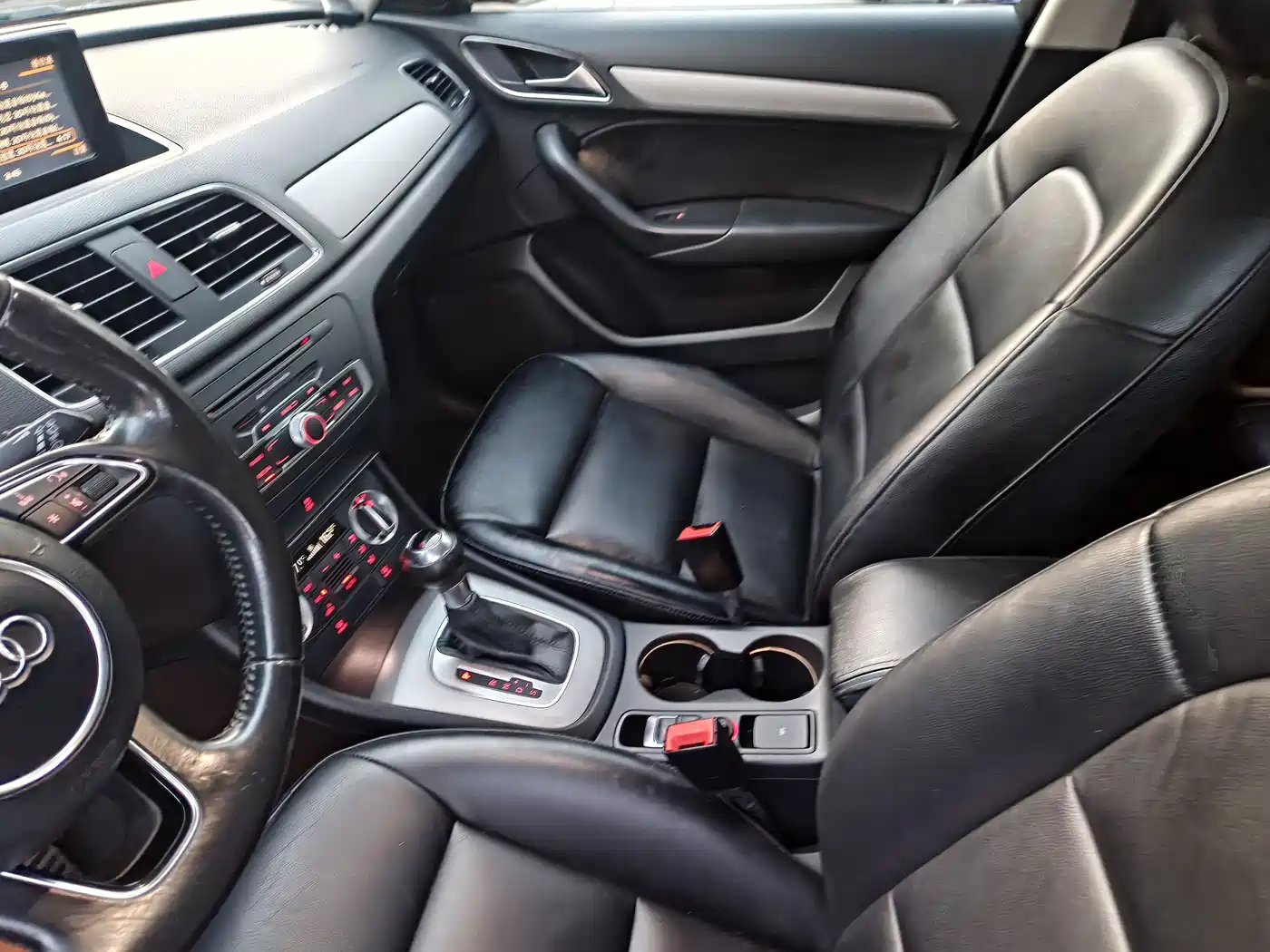 Audi Q3 2015 35 TFSI Progressive фото 36