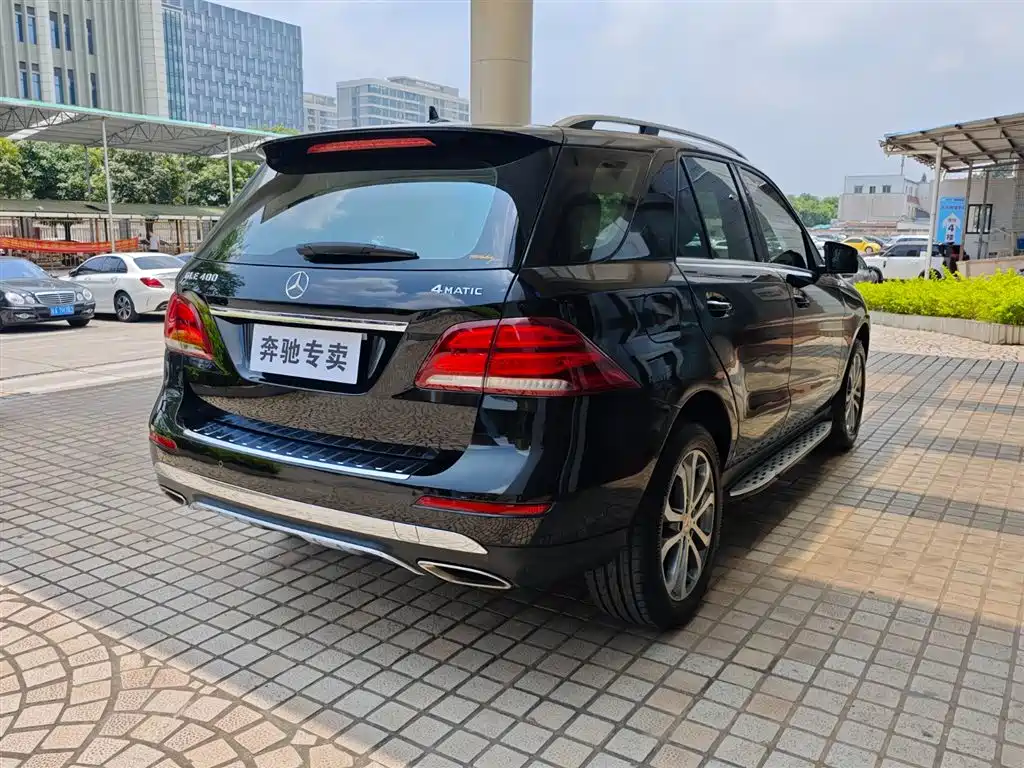 Mercedes-Benz GLE 2016 GLE 400 4MATIC фото 17