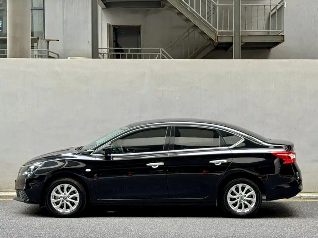 Nissan SYLPHY, миниатюра 5