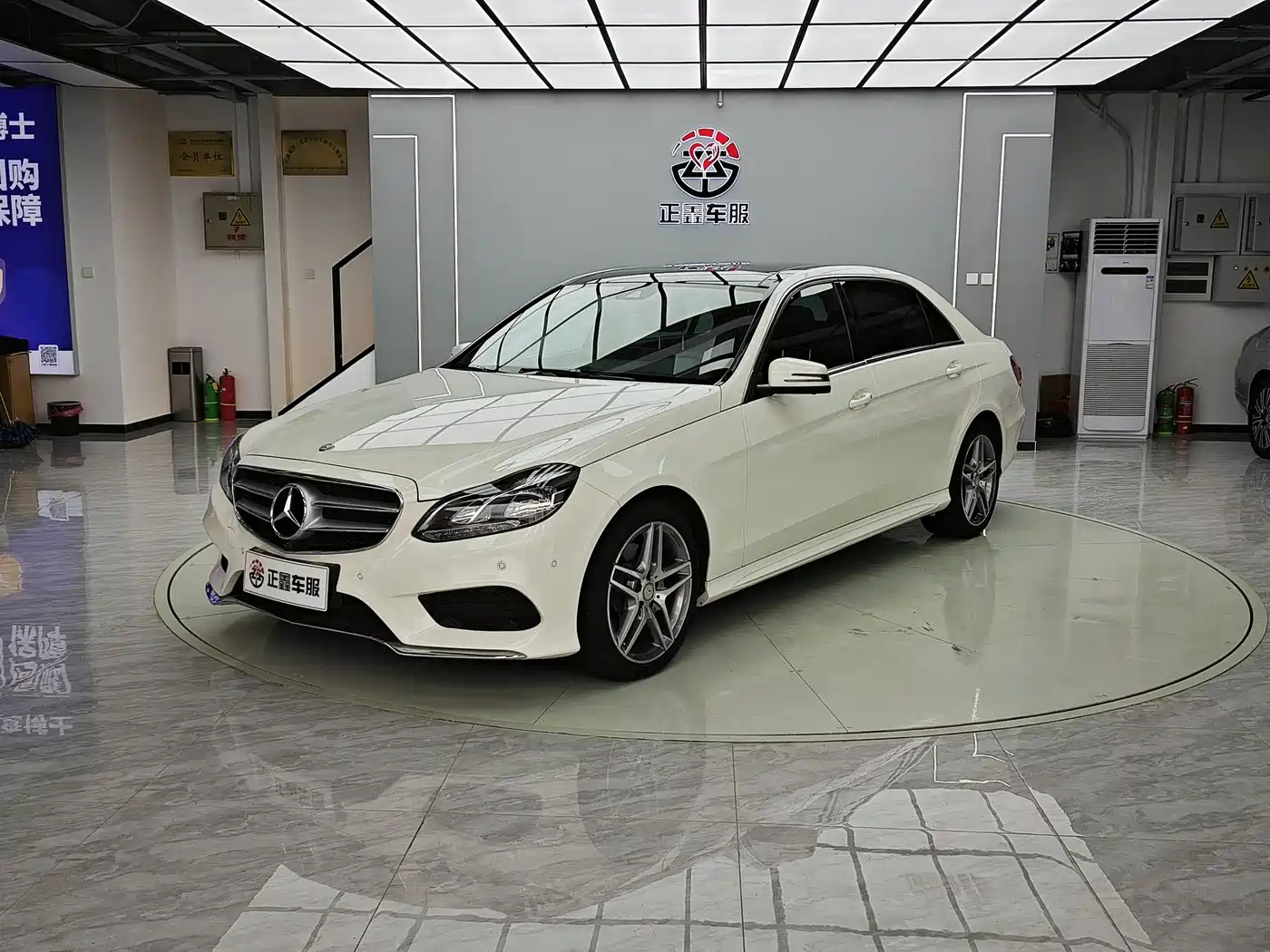 Mercedes-Benz E-Class 2015 E 320 L Sport