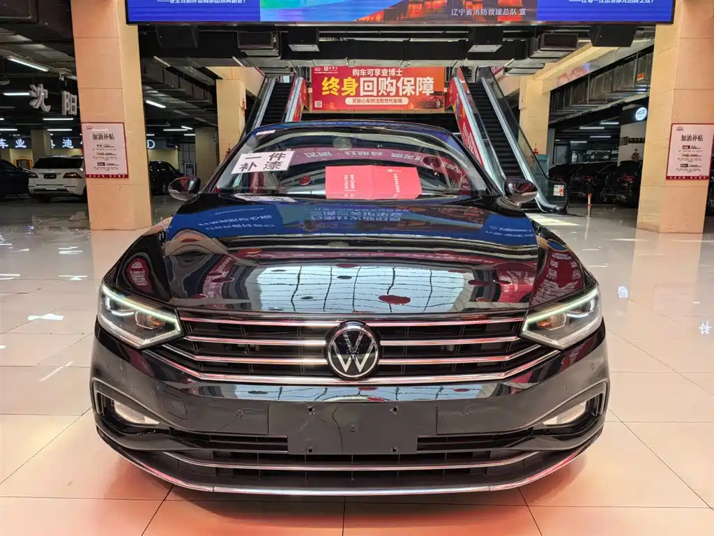 Volkswagen Magotan 2020 330TSI DSG Leading фото 2