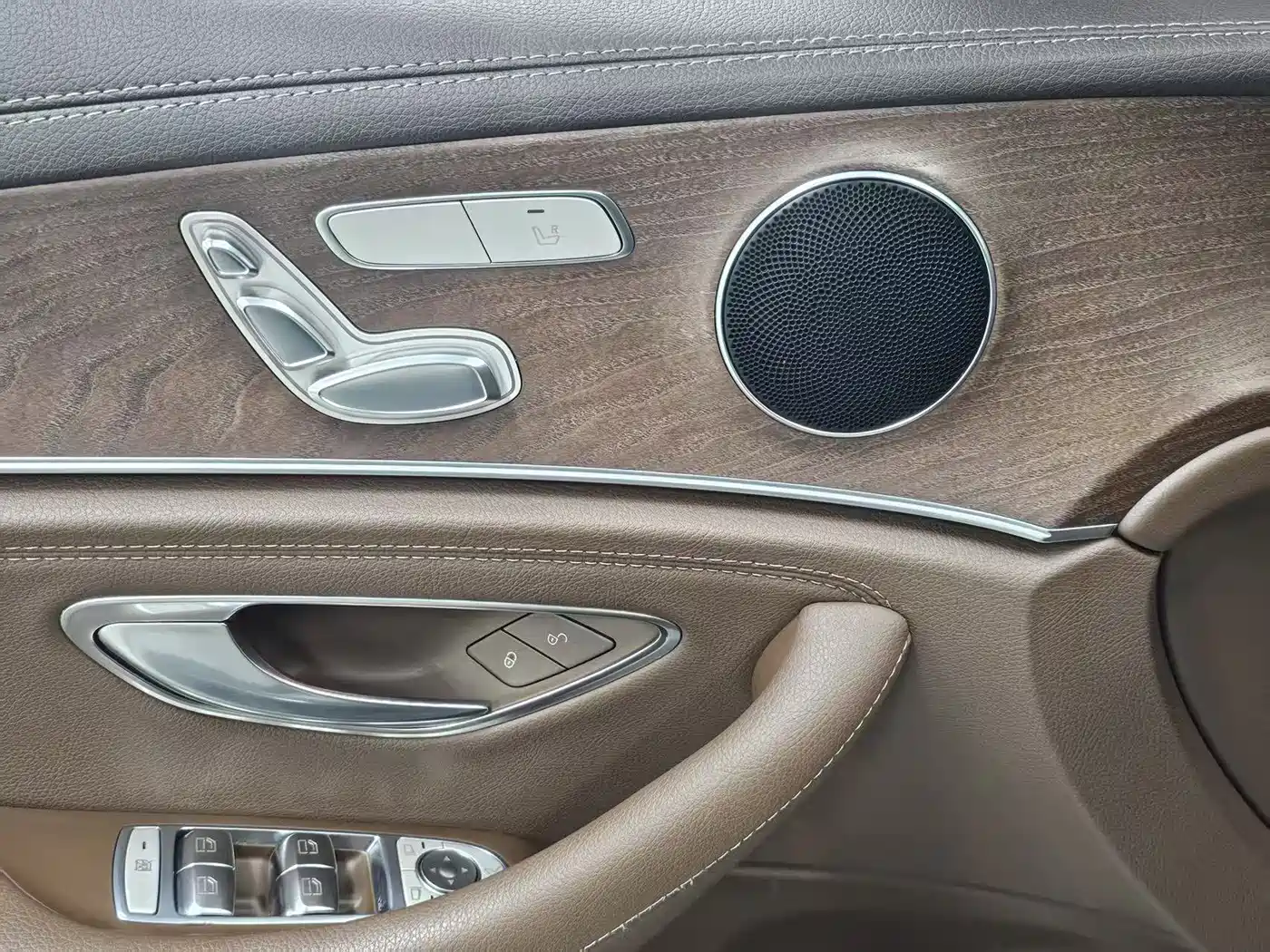 Mercedes-Benz E-Class 2018 Facelift E 200 L фото 8