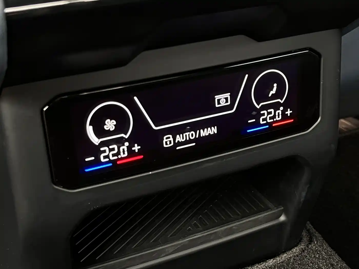 BMW 5 Series 2025 530Li Premium M Sport Package фото 23