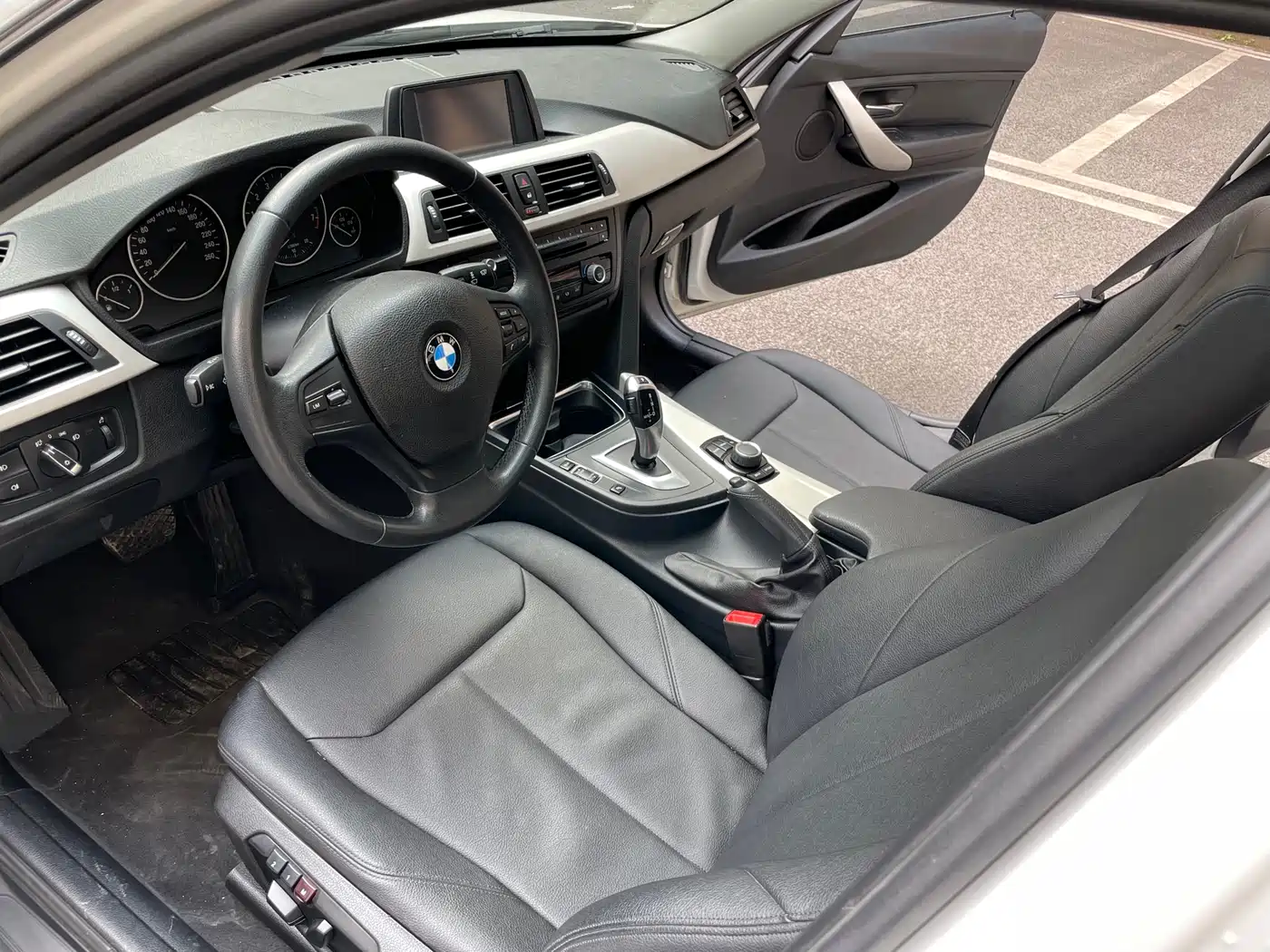 BMW 3 Series 2014 320Li Fashion фото 10