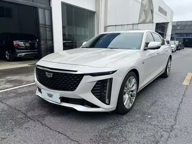 CADILLAC CT6