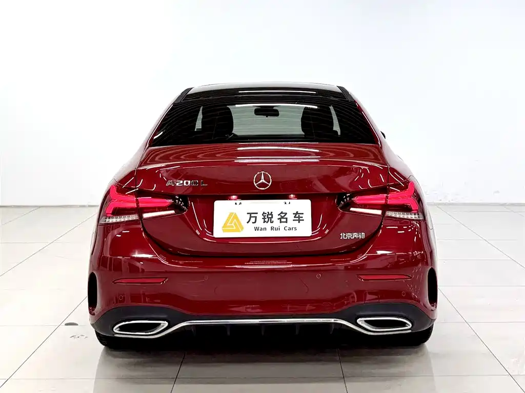 Mercedes-Benz A-Class 2021 A 200 L Sport Sedan Fashion Edition фото 4