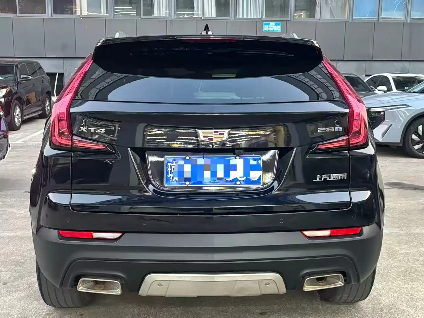 CADILLAC XT4