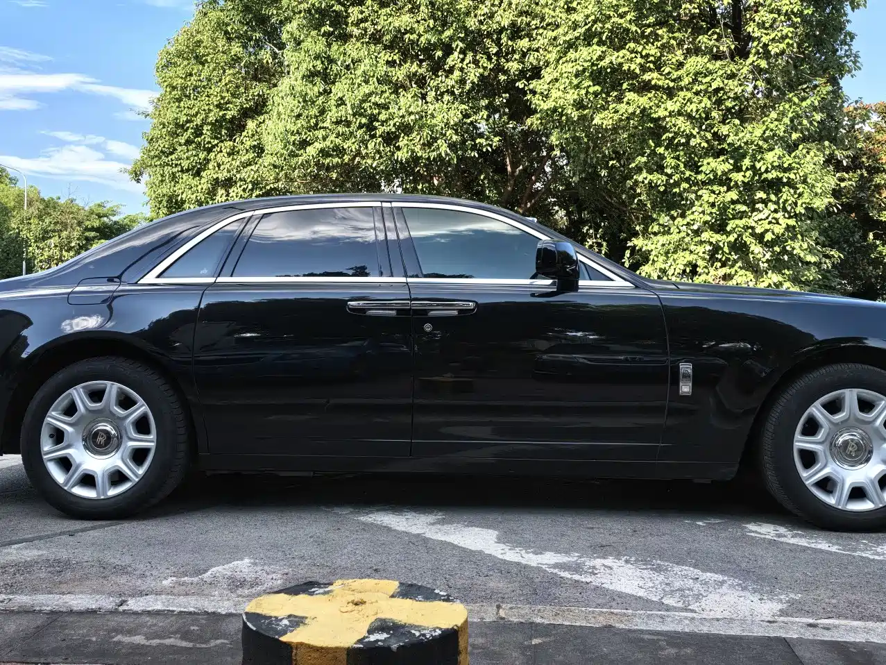 Rolls-Royce Ghost 2013 2010 Model 6.6T Standard