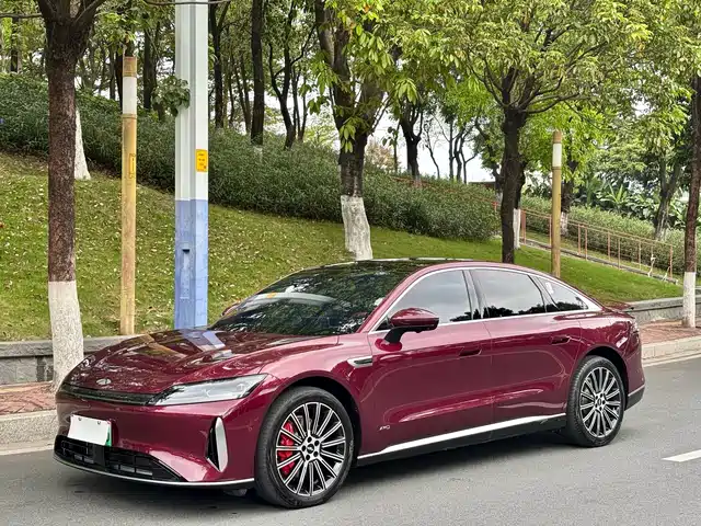 Chery Fengyun Fengyun A9L 2025 Model 4WD High-performance Summit Edition