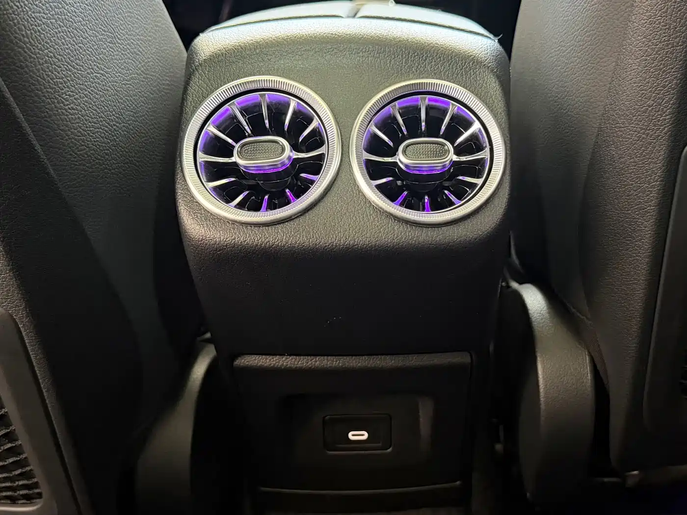 Mercedes-Benz A-Class 2023 A 180 L фото 21