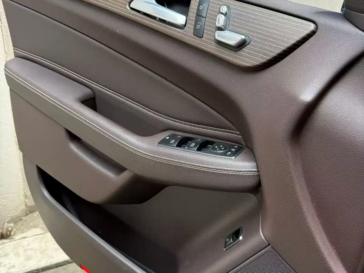 Mercedes-Benz GLE 2017 GLE 320 4MATIC Dynamic фото 6