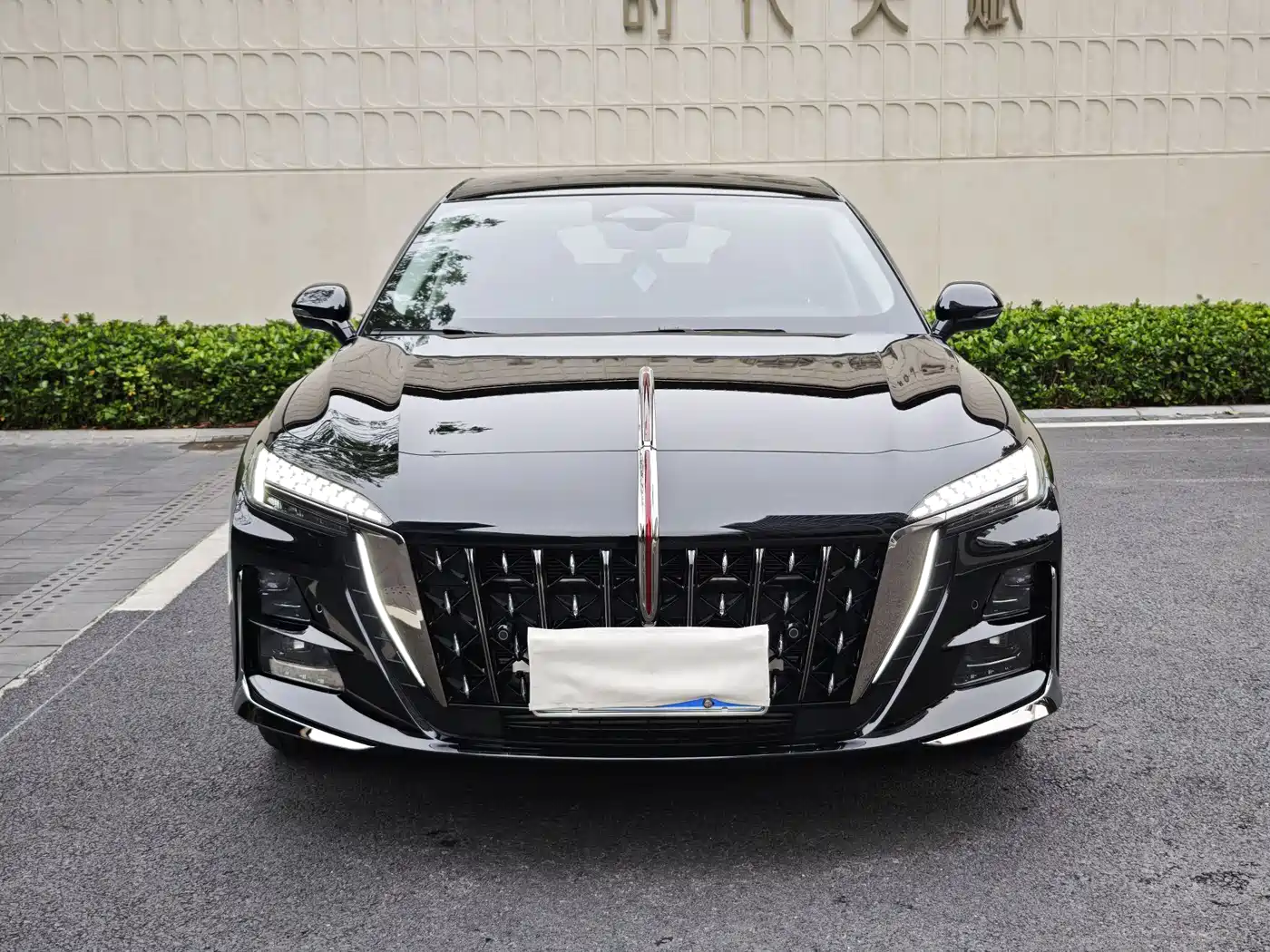 Hongqi H6 2025 Model 2.0T Beauty Edition фото 2