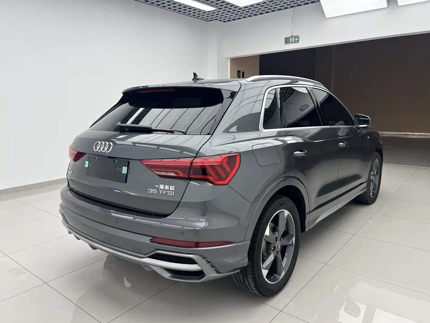 Audi Q3 2023 35 TFSI Fashion Dynamic (1.4T) фото 6