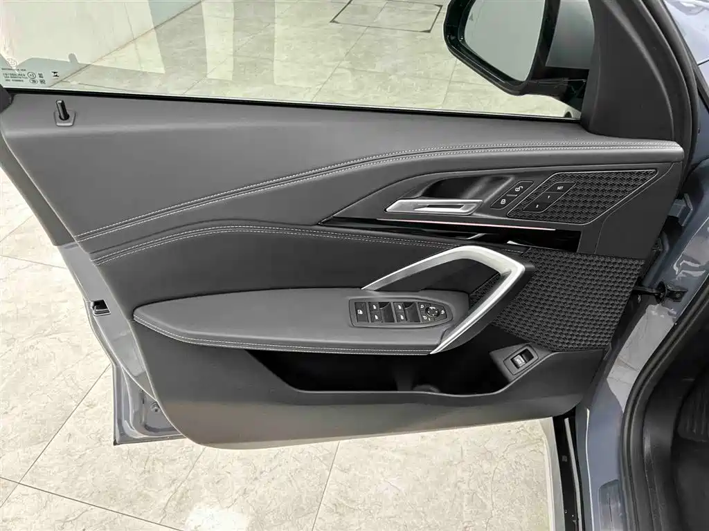 BMW X1 2023 sDrive20Li X Design Package фото 10