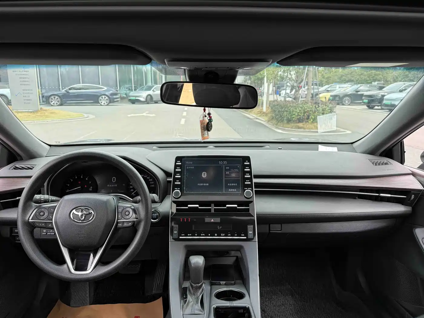 Toyota Avalon 2022 2.0L Progressive Edition фото 4